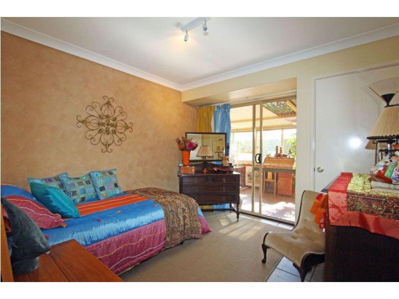 2 Manjeep Road, Greenfields WA 6210