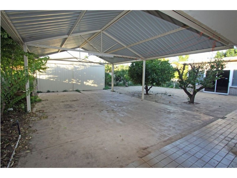 60 Leslie Street, Dudley Park WA 6210