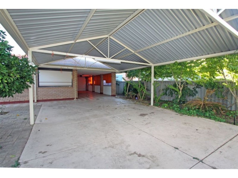 60 Leslie Street, Dudley Park WA 6210