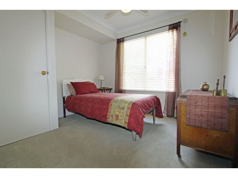 18 Railton Place, Dudley Park WA 6210