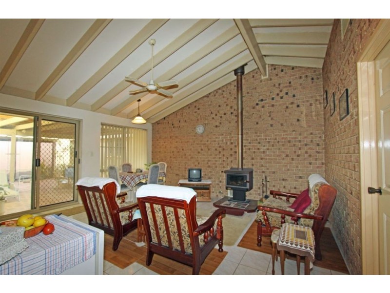 27 Portmarnock Circle, Halls Head WA 6210