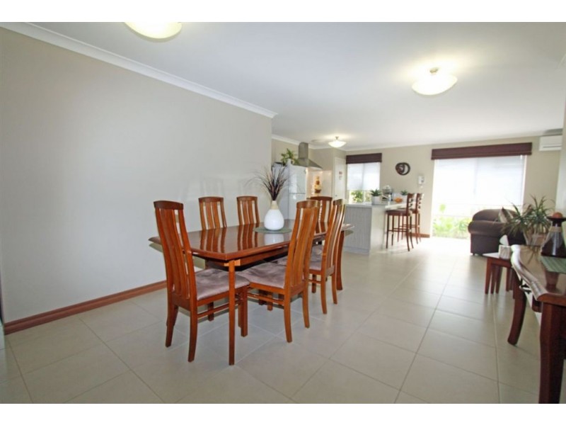 17 Pingle Drive, Greenfields WA 6210