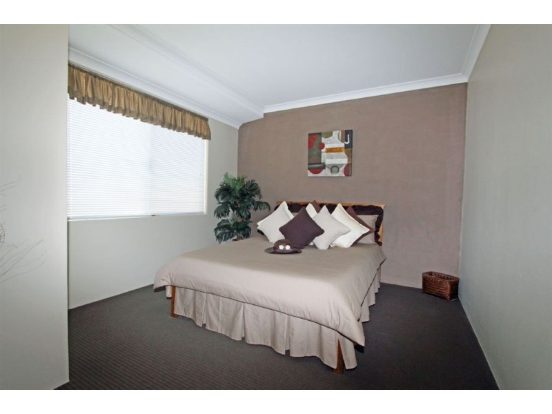 17 Pingle Drive, Greenfields WA 6210