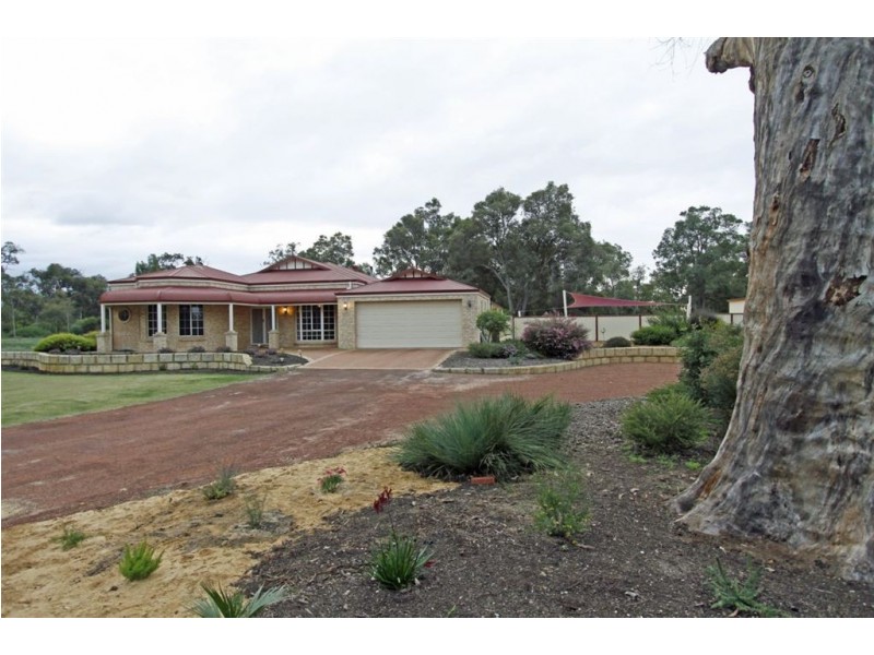44 Peaceful Waters Drive, Barragup WA 6209
