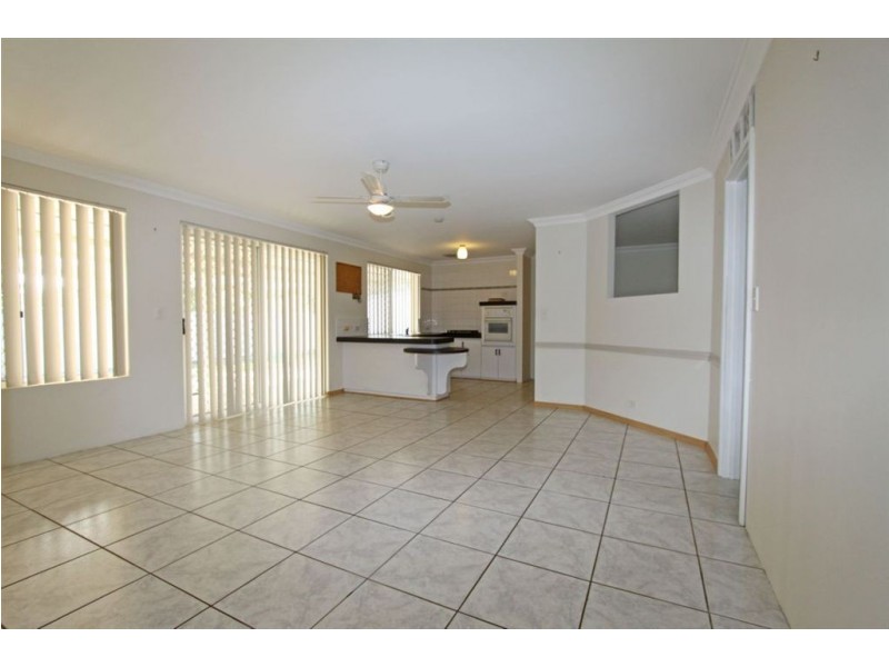 5 Shelley Cove, Greenfields WA 6210