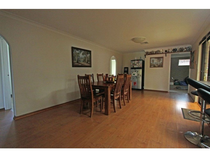 3 Oakdale Close, Halls Head WA 6210