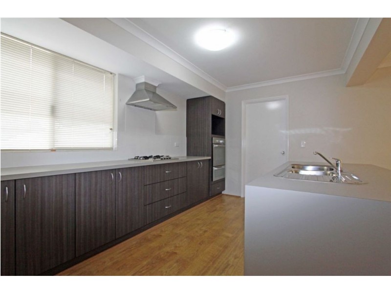 70 Leisure Way, Halls Head WA 6210