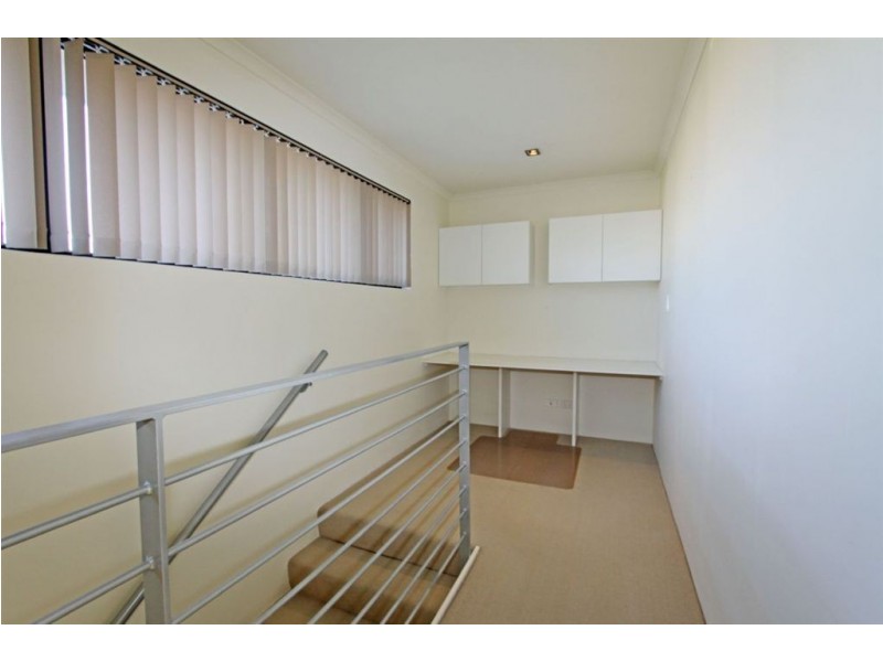 31/1 Mariners Cove Drive, Dudley Park WA 6210