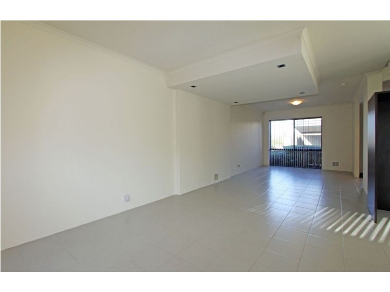 31/1 Mariners Cove Drive, Dudley Park WA 6210