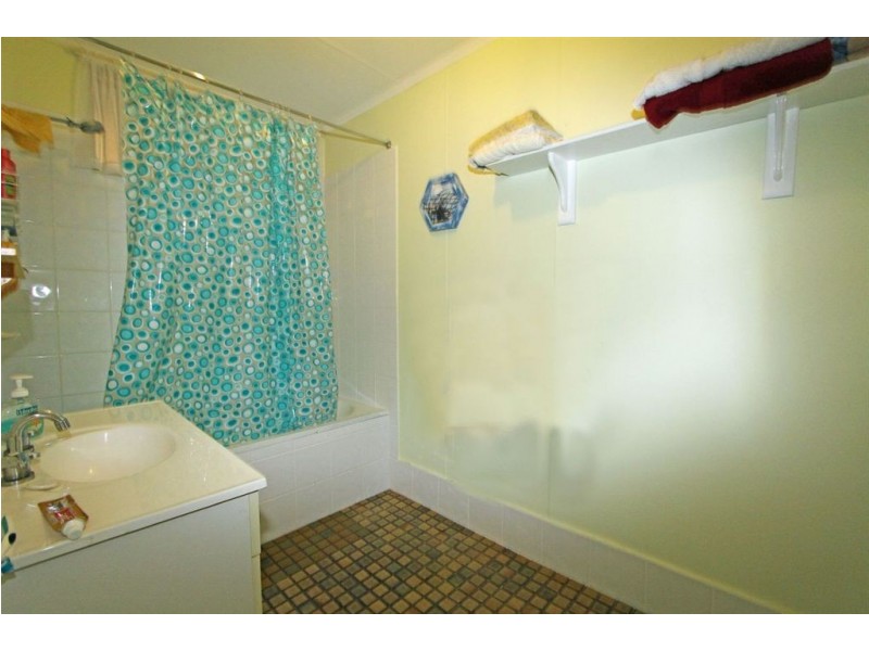 18 Mathew Street, Falcon WA 6210