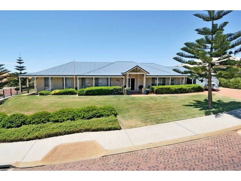 21 Batavia Avenue, Wannanup WA 6210