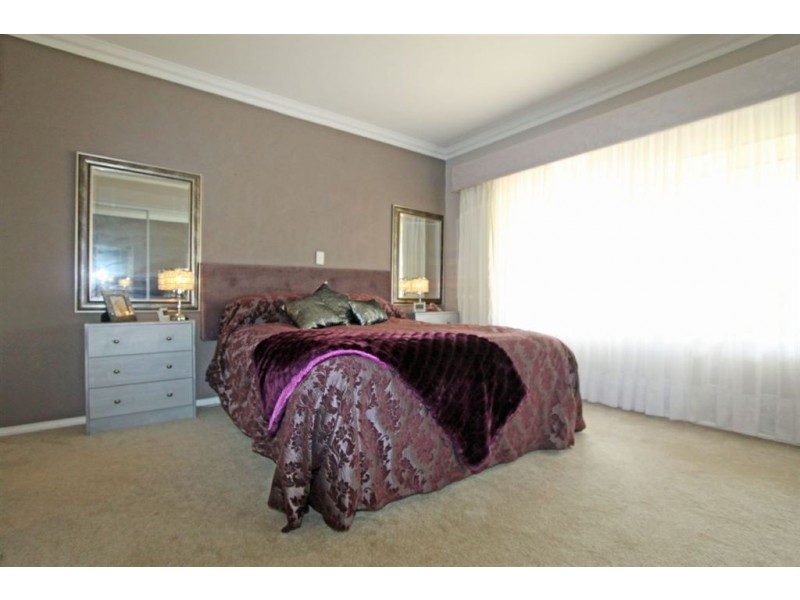 5 Beverston Terrace, Erskine WA 6210