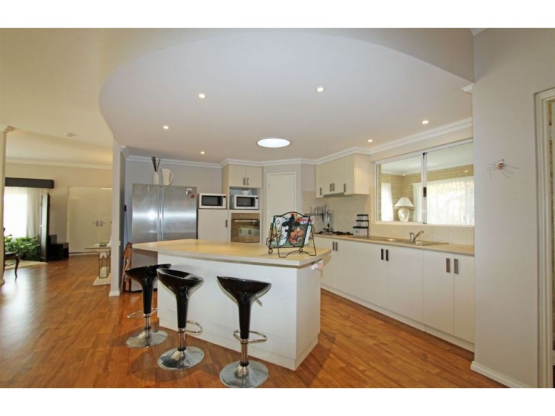 5 Beverston Terrace, Erskine WA 6210