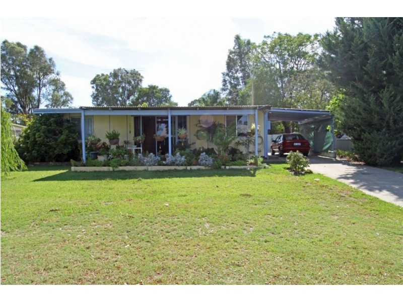 16 Nesbitt Way, Greenfields WA 6210