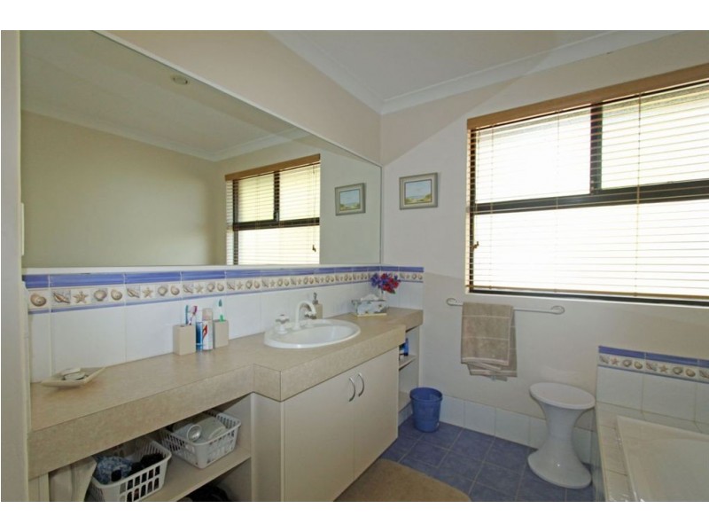 275 Mulga Drive East, Parklands WA 6180