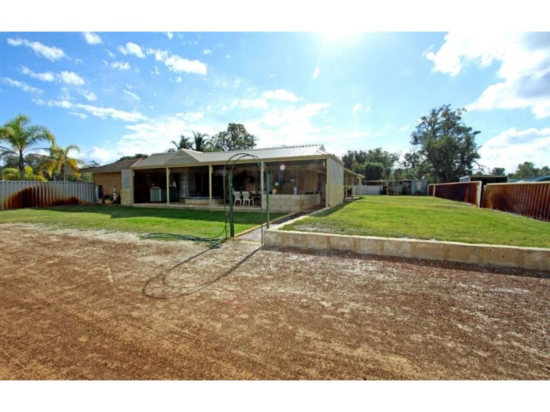 19 Walter Road, North Yunderup WA 6208
