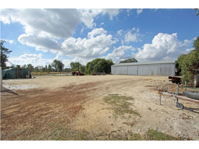 19 Walter Road, North Yunderup WA 6208