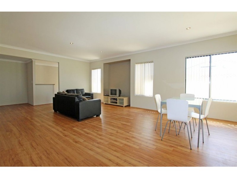 48 Cobaki Brace, Lakelands WA 6180