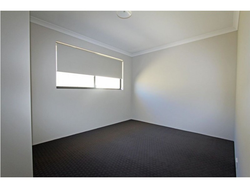 48 Cobaki Brace, Lakelands WA 6180