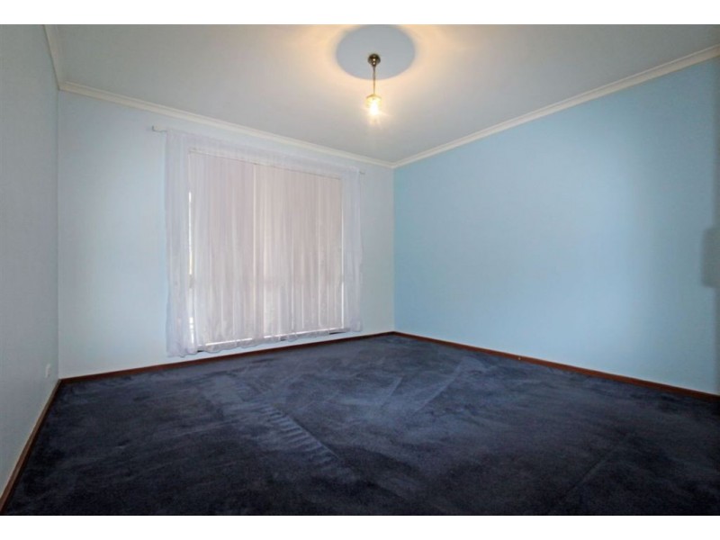 8 Morfitt Street, Mandurah WA 6210