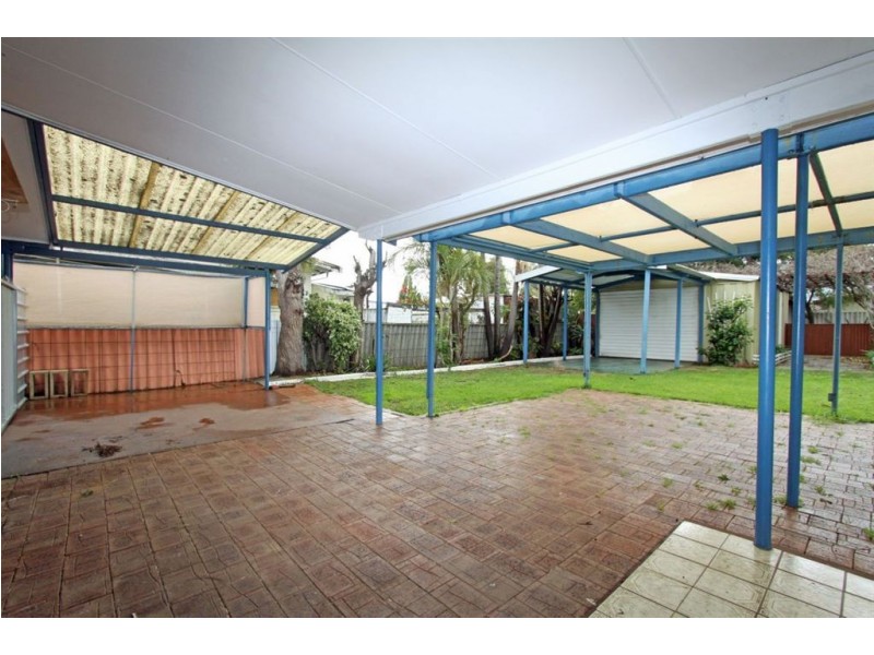 8 Morfitt Street, Mandurah WA 6210