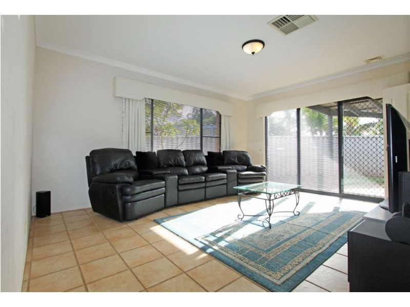 12 Dorneywood Crescent, Erskine WA 6210