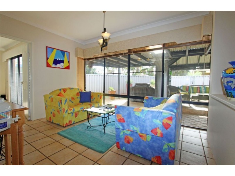 12 Dorneywood Crescent, Erskine WA 6210