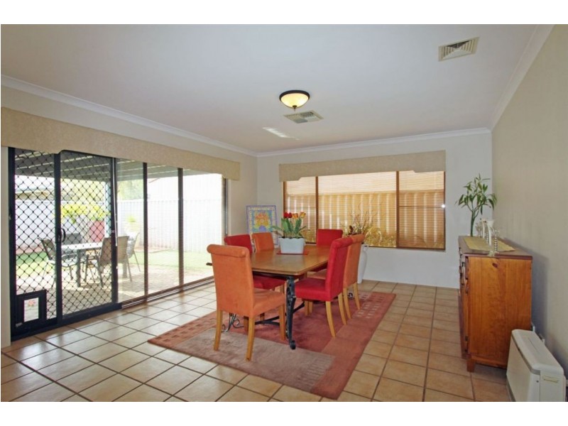 12 Dorneywood Crescent, Erskine WA 6210