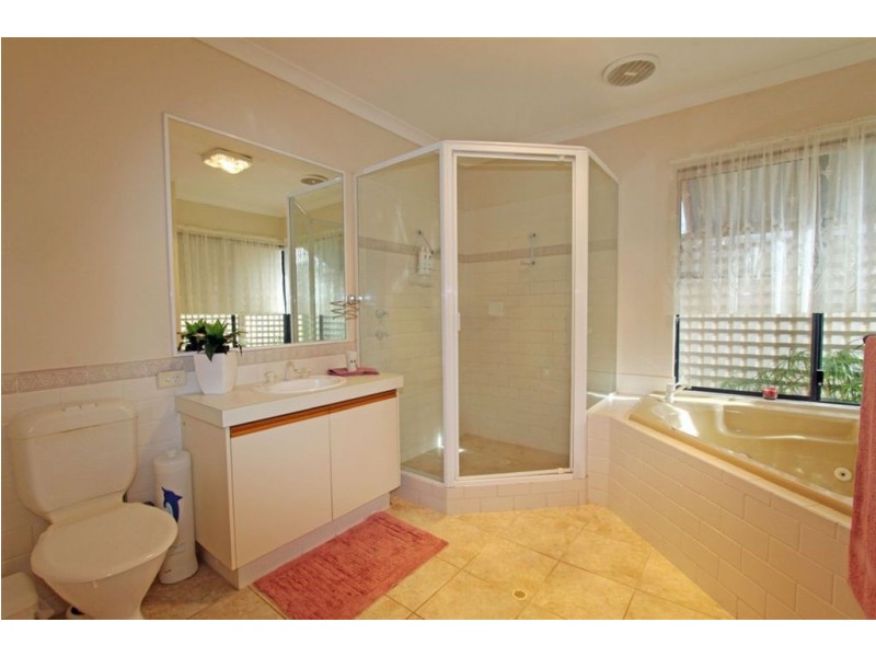 12 Dorneywood Crescent, Erskine WA 6210