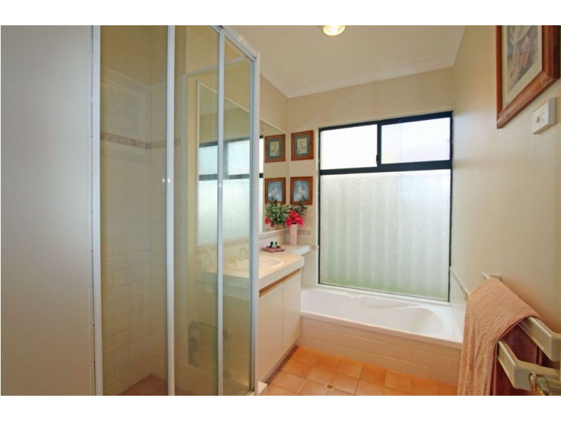 12 Dorneywood Crescent, Erskine WA 6210