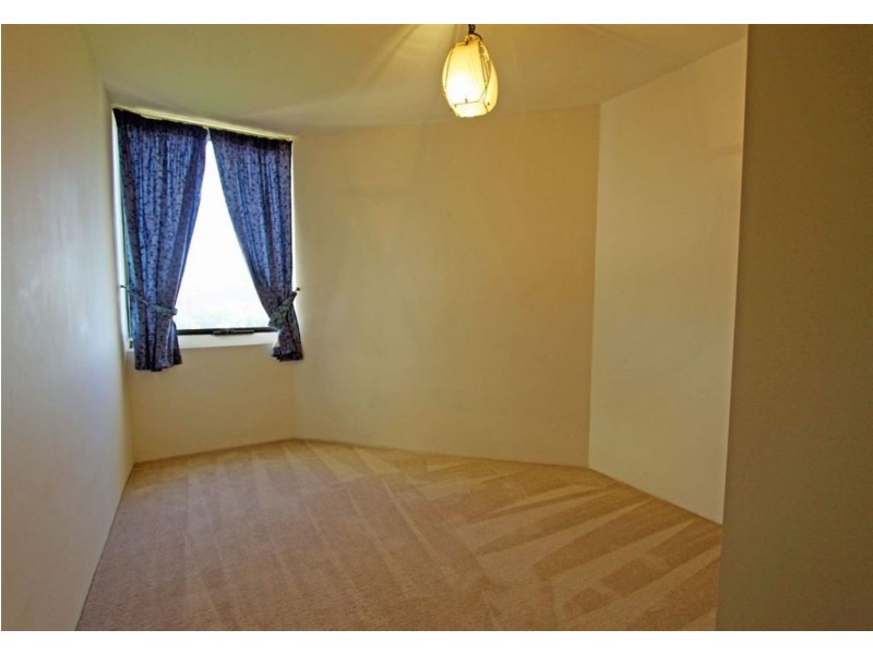 9/6a Valley Road, Halls Head WA 6210