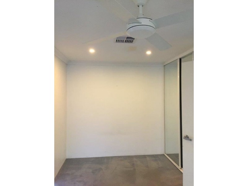 15 Tallas Road, Silver Sands WA 6210