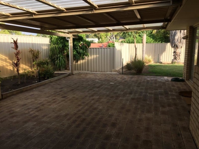 15 Tallas Road, Silver Sands WA 6210