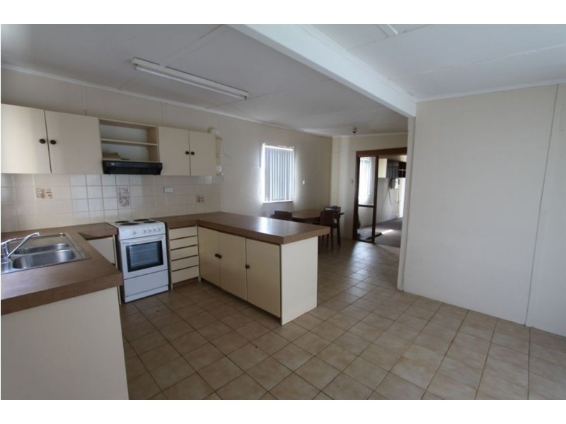13 Duncan Road, Coodanup WA 6210