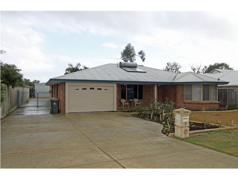 9 Nesbit Way, Greenfields WA 6210