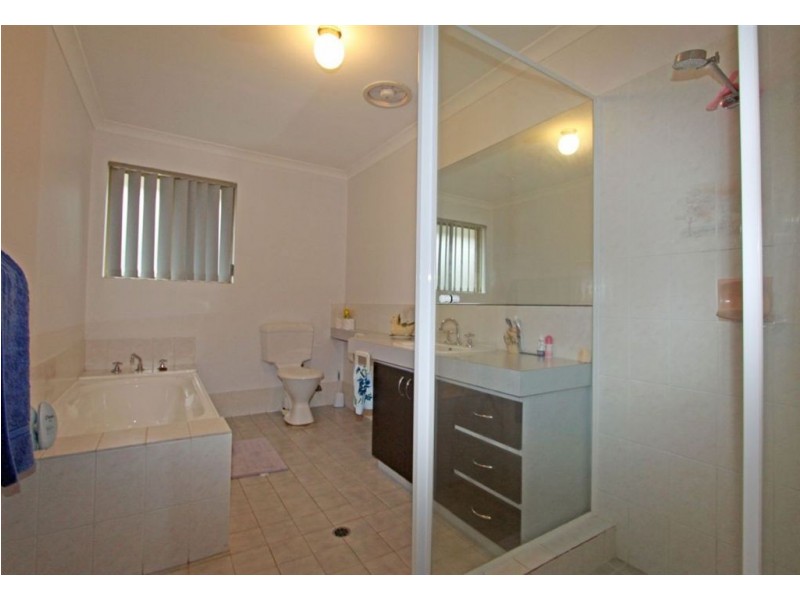 9 Nesbit Way, Greenfields WA 6210
