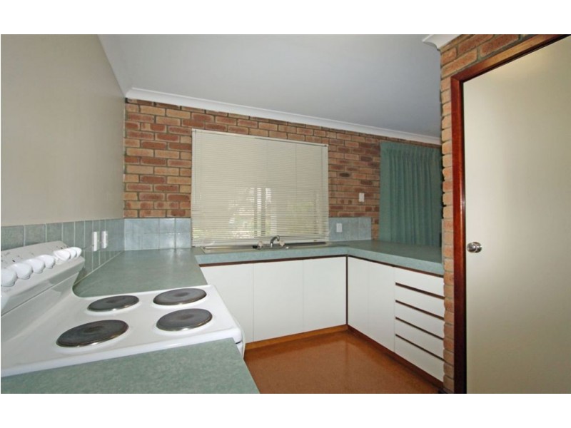 33 Morfitt Street, Mandurah WA 6210