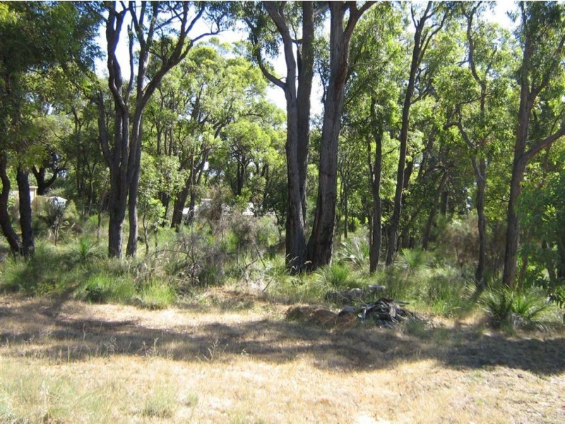 26 Lyons Road, Waroona WA 6215