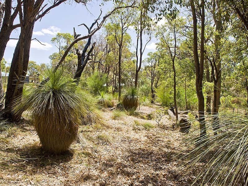 26 Lyons Road, Waroona WA 6215