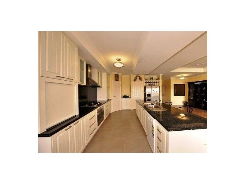 49 Katinka Retreat, Dudley Park WA 6210