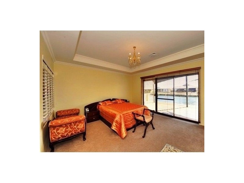 49 Katinka Retreat, Dudley Park WA 6210