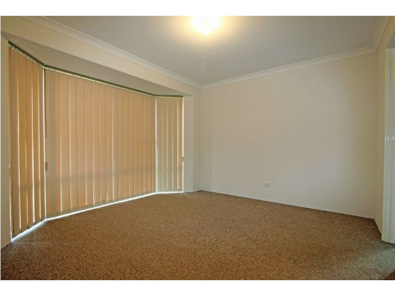 17 Templetonia Promenade, Halls Head WA 6210