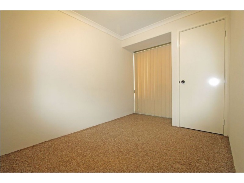 17 Templetonia Promenade, Halls Head WA 6210