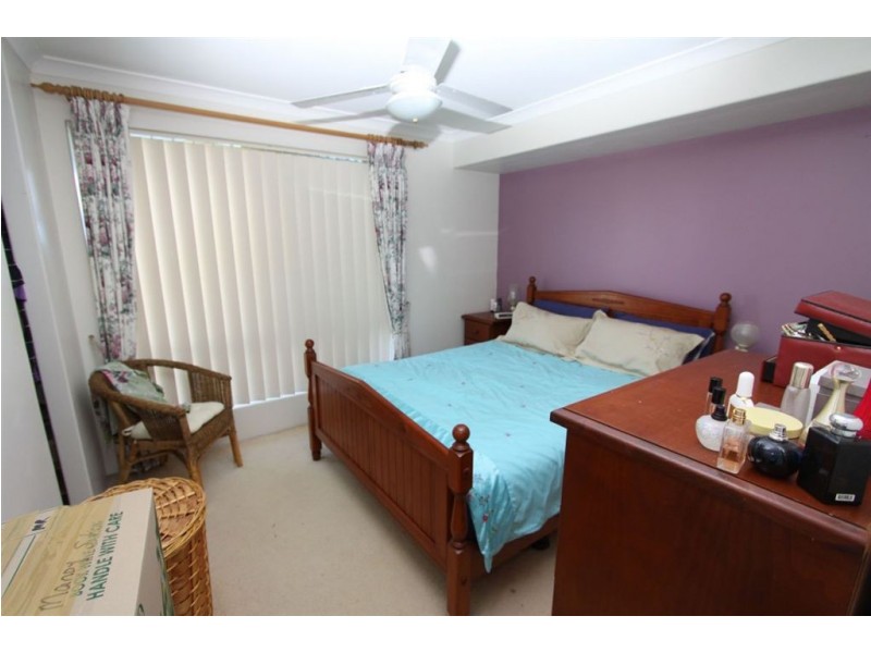 17a Honeysuckle Ramble, Halls Head WA 6210