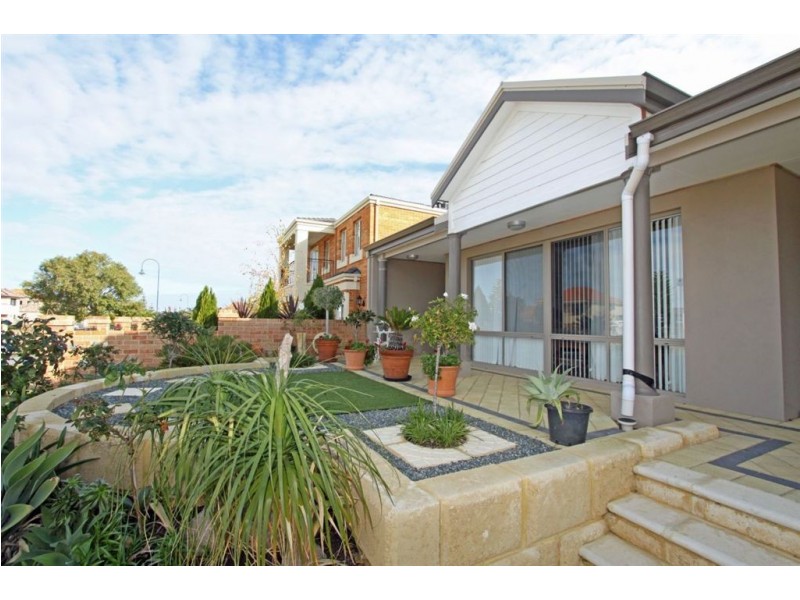 28 Rees Place, Wannanup WA 6210