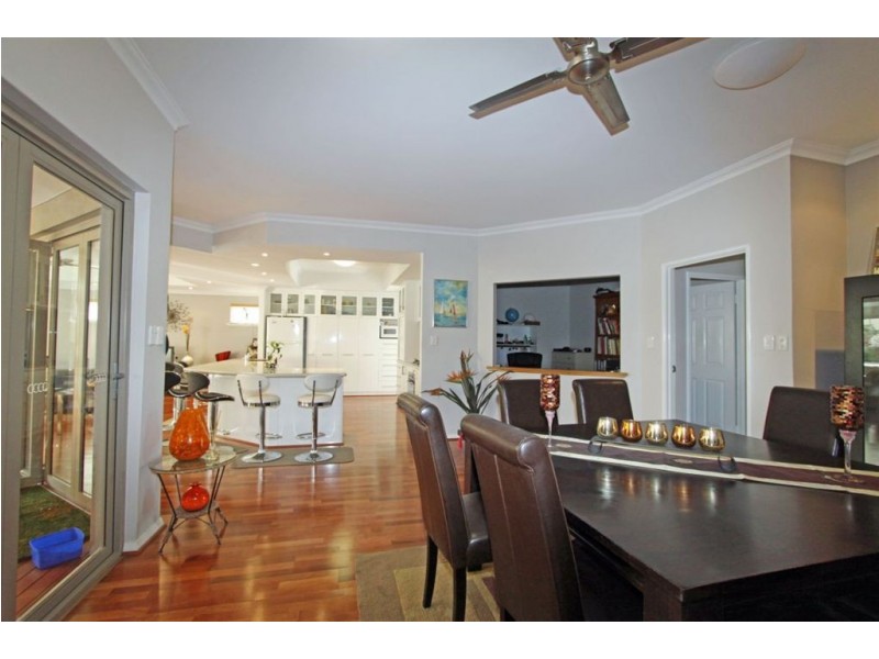 28 Rees Place, Wannanup WA 6210