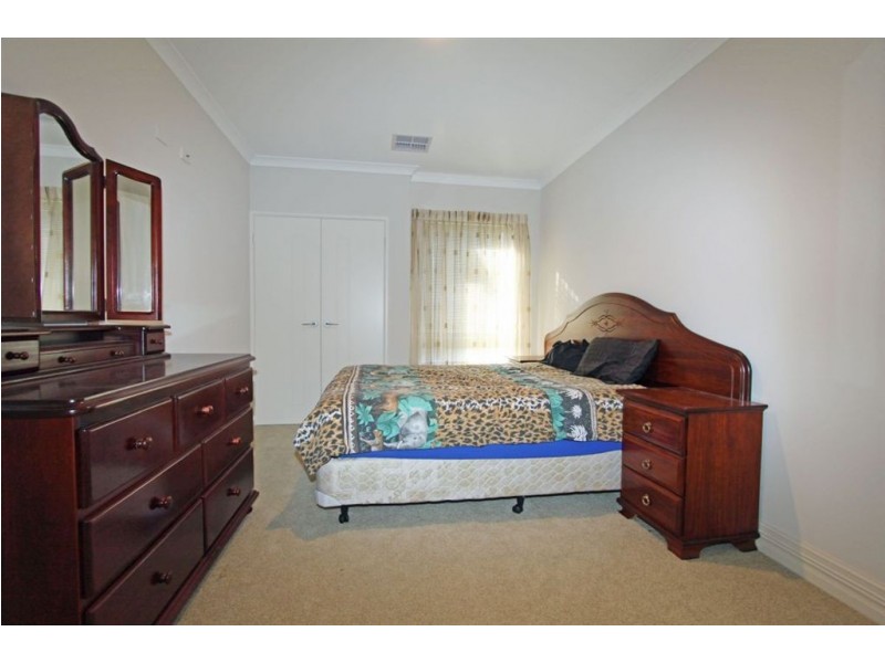 16 Bush View, Wannanup WA 6210