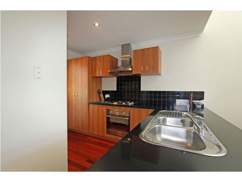 15/44 Oaklands Avenue, Halls Head WA 6210