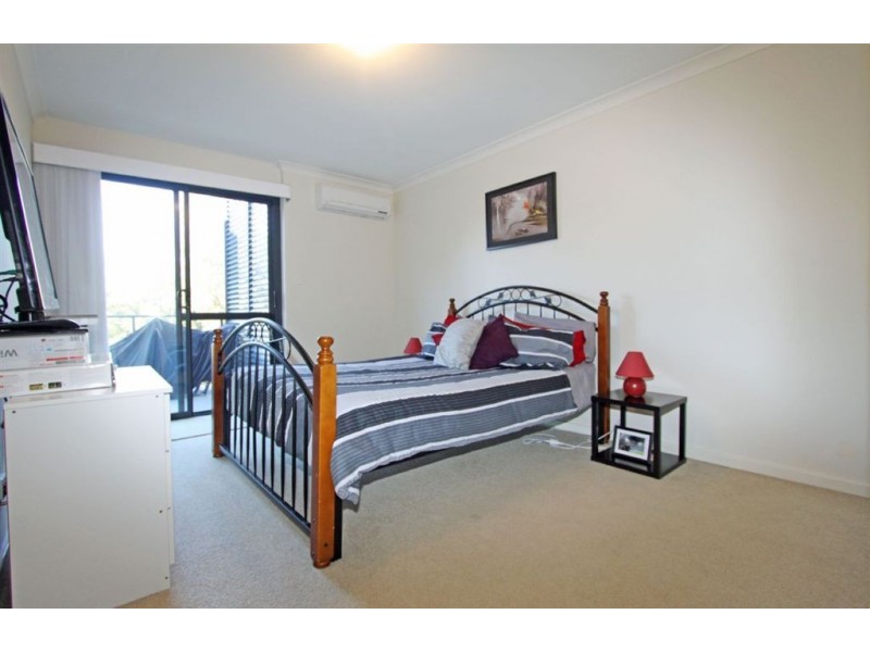 15/44 Oaklands Avenue, Halls Head WA 6210