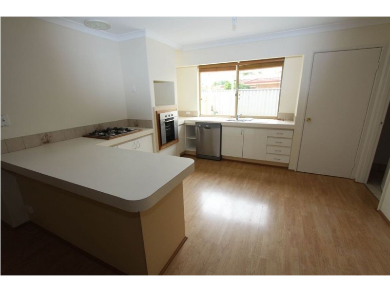 104 Waldron Boulevard, Greenfields WA 6210